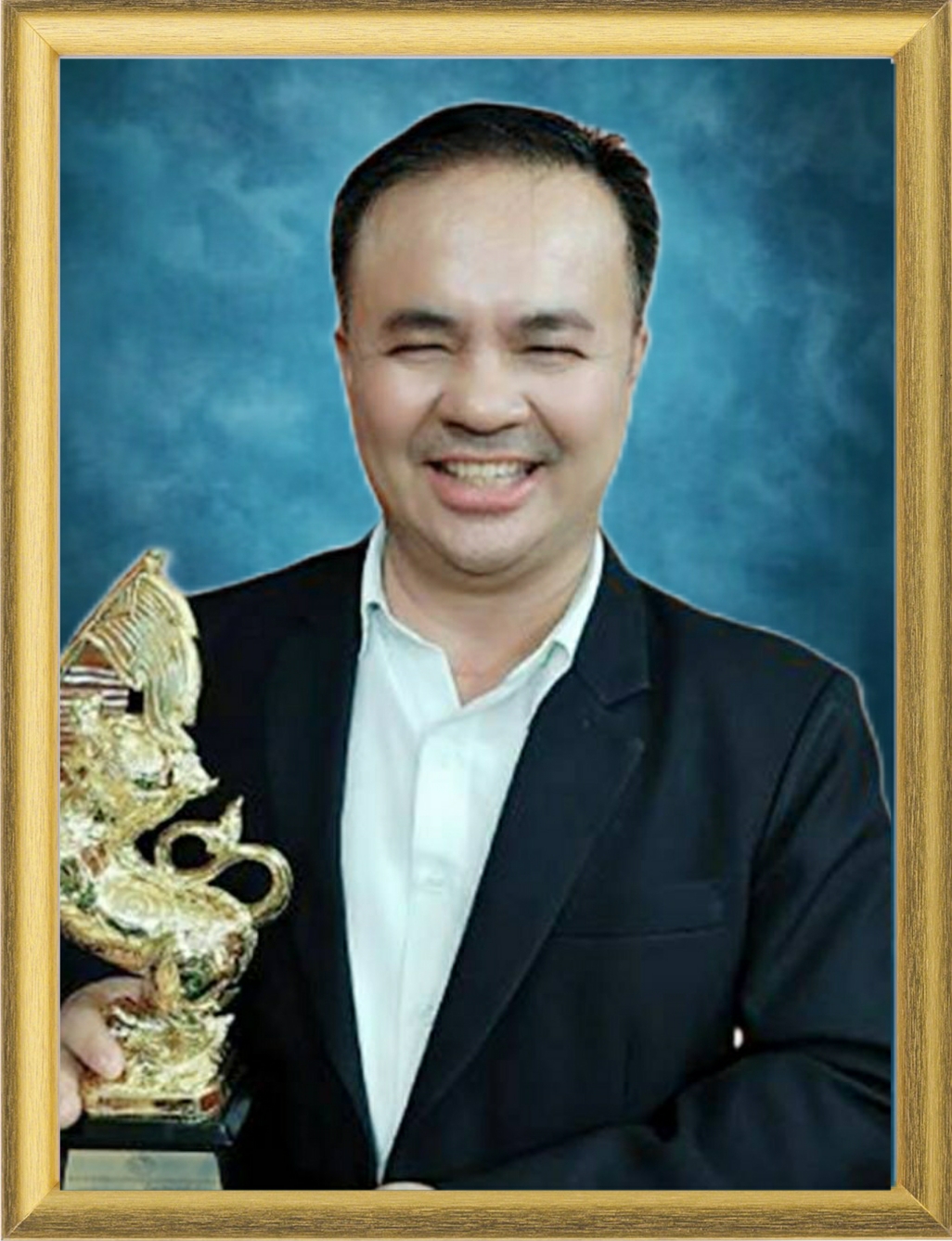 คุณธนาพนธ์ คงชัย